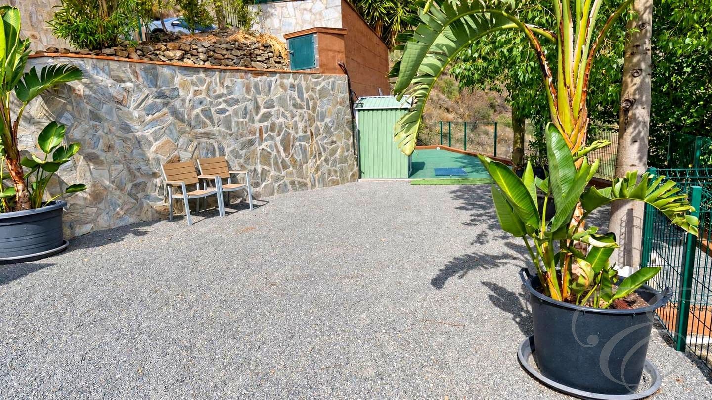 3 makuuhuone Maalaistalo myytävänä paikassa Arenas mukana uima-altaan - 428 000 € (Ref: 10160438)