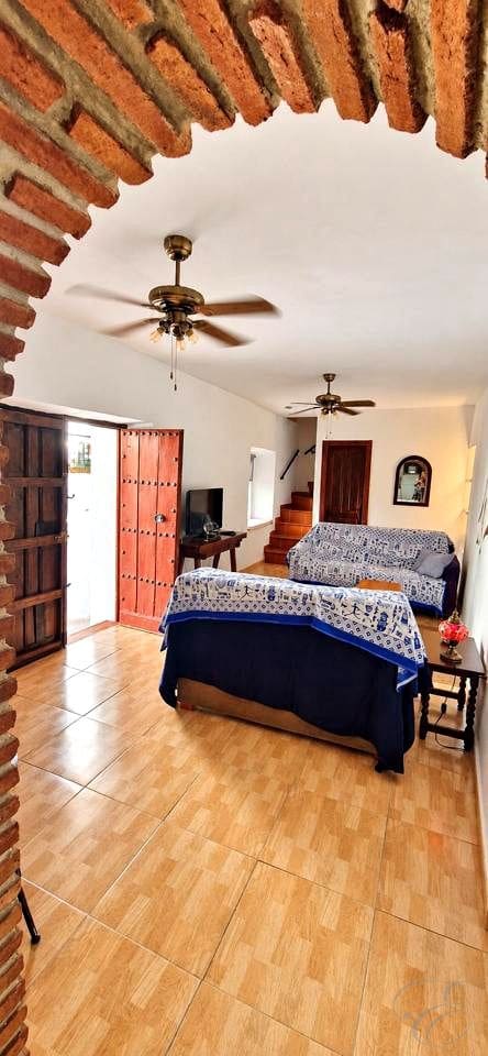 4 bedroom Villa for sale in Cutar - € 169,000 (Ref: 10182044)