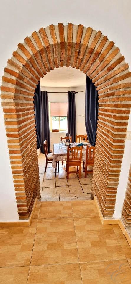 4 bedroom Villa for sale in Cutar - € 169,000 (Ref: 10182044)