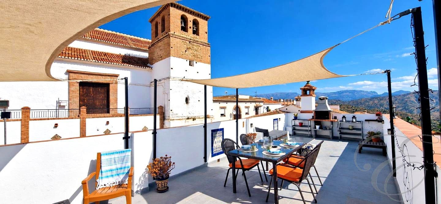 4 bedroom Villa for sale in Cutar - € 169,000 (Ref: 10182044)