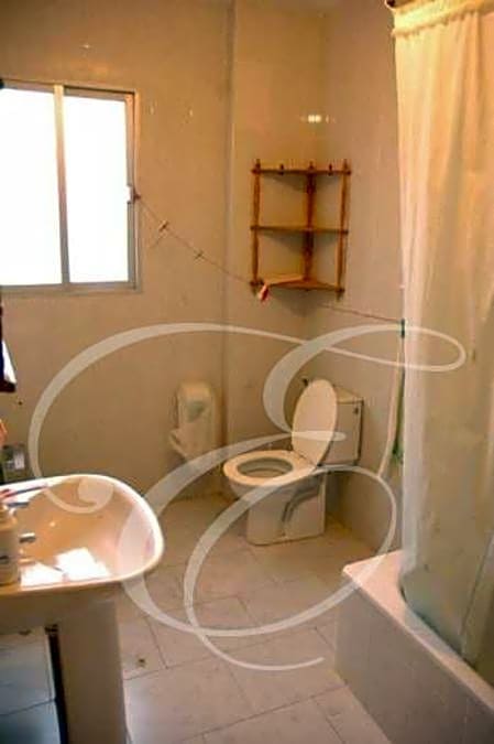 6 soverom Villa til salgs i Arenas del Rey - € 75 000 (Ref: 4054131)