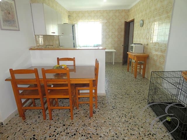 7 sovrum Villa till salu i Sayalonga - 187 000 € (Ref: 4667427)