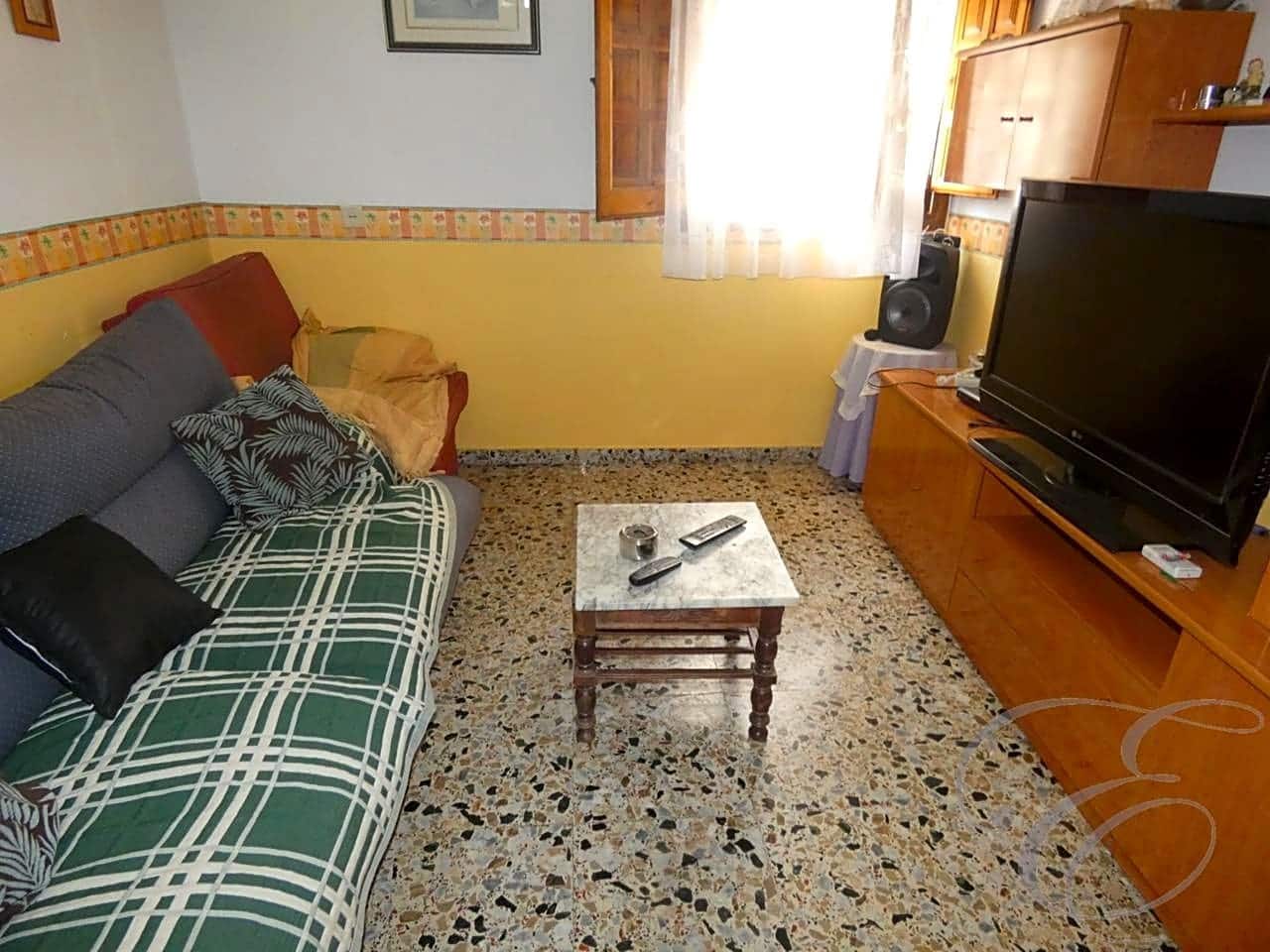 7 sovrum Villa till salu i Sayalonga - 187 000 € (Ref: 4667427)