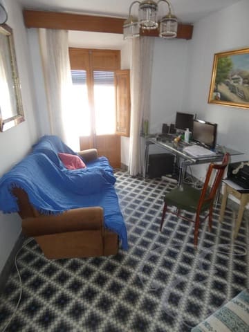 4 slaapkamer Villa te koop in Cómpeta - € 250.000 (Ref: 4667428)