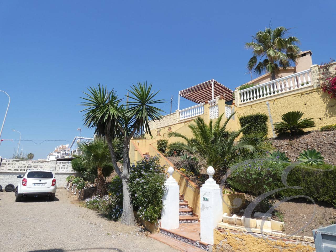 5 soveværelse Villa til salg i Benajarafe - € 950.000 (Ref: 4667463)