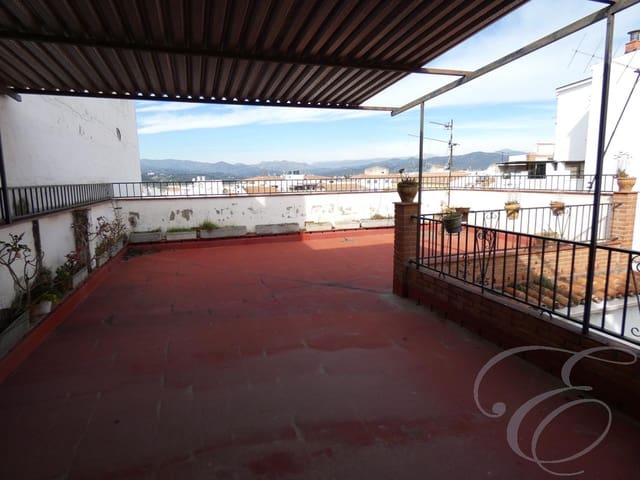 12 soverom Villa til salgs i Vélez-Málaga med garasje - € 750 000 (Ref: 4667524)