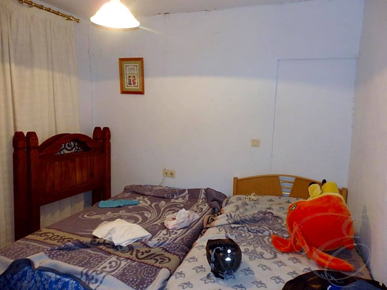 4 soveværelse Villa til salg i Albunuelas - € 60.000 (Ref: 4667583)