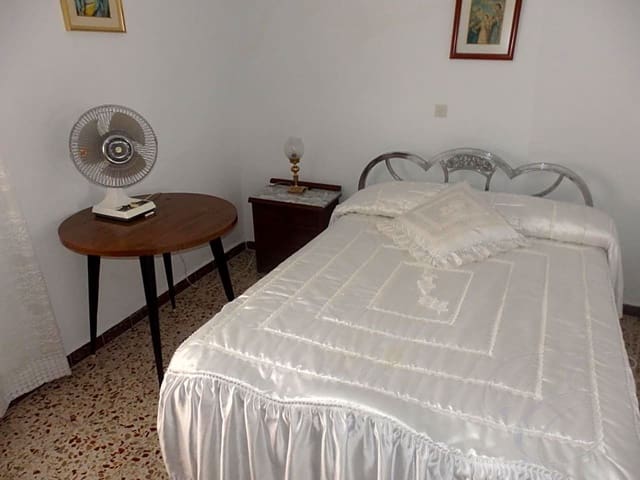 8 sypialnia Willa na sprzedaż w Canillas de Aceituno - 215 000 € (Ref: 4667646)