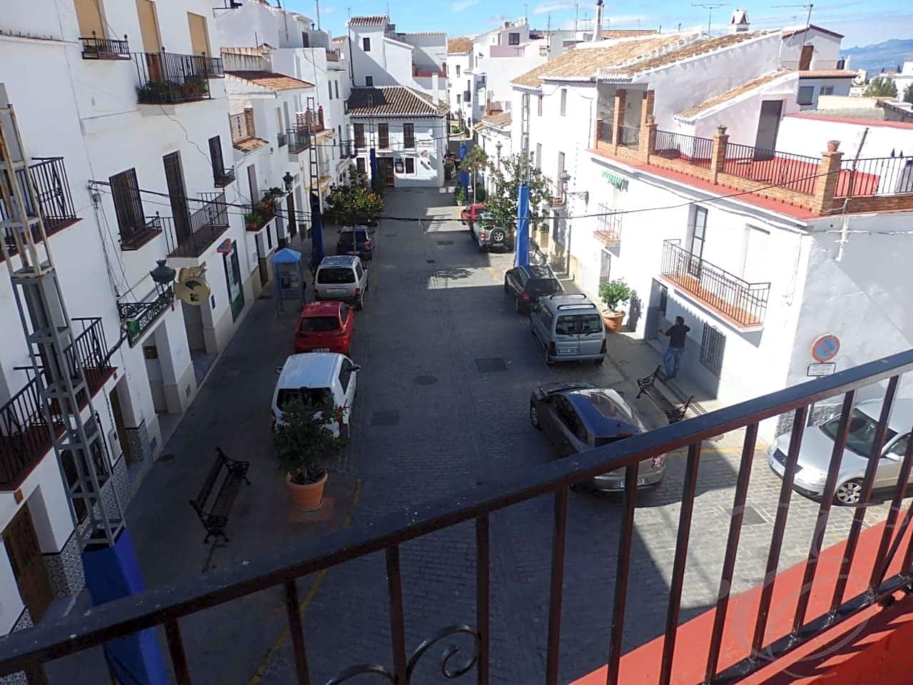 8 bedroom Villa for sale in Canillas de Aceituno - € 215,000 (Ref: 4667646)