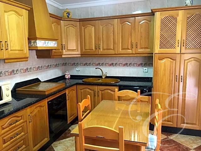 4 bedroom Villa for sale in Periana - € 139,000 (Ref: 4667657)