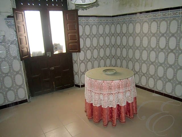 5 sovrum Villa till salu i Vélez-Málaga - 180 000 € (Ref: 4667791)