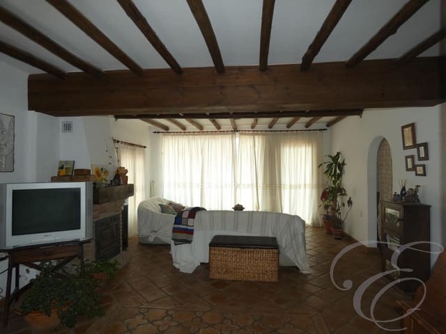 4 slaapkamer Villa te koop in Rincón de la Victoria met zwembad garage - € 899.000 (Ref: 4699766)