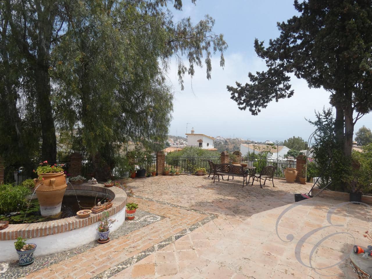 4 soveværelse Villa til salg i Rincon de la Victoria med swimmingpool garage - € 899.000 (Ref: 4699766)