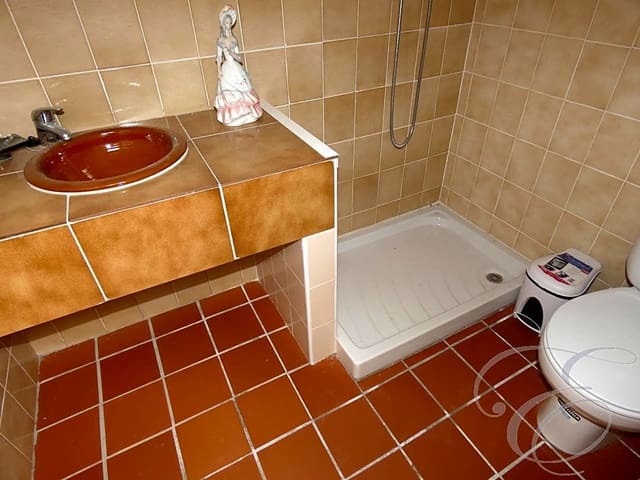 2 soverom Finca/Herregård til salgs i Cútar med garasje - € 75 000 (Ref: 4699772)