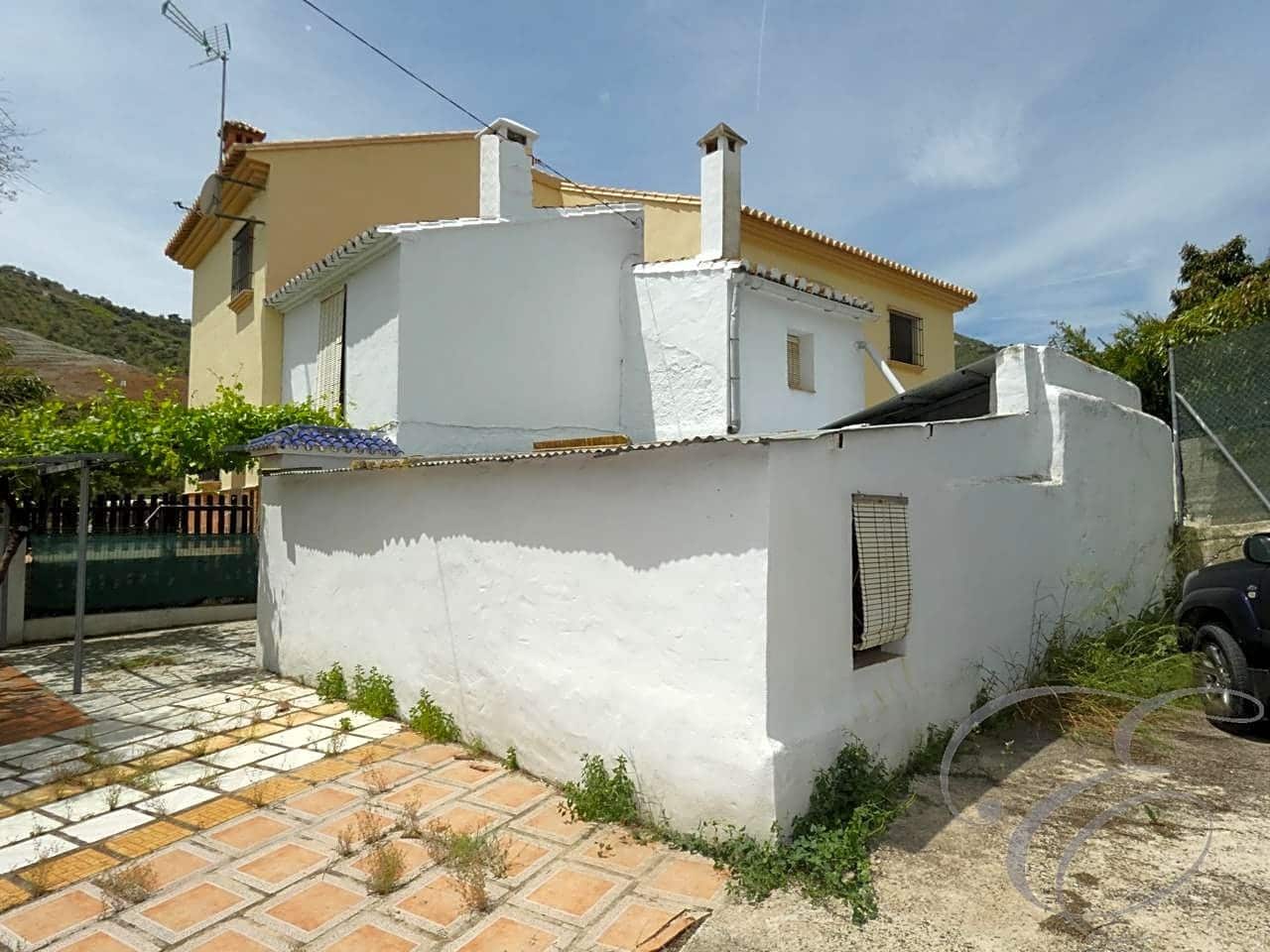 2 soveværelse Finca/Landehus til salg i Cutar med garage - € 75.000 (Ref: 4699772)