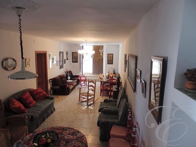 9 soverom Villa til salgs i Periana med garasje - € 450 000 (Ref: 4699783)