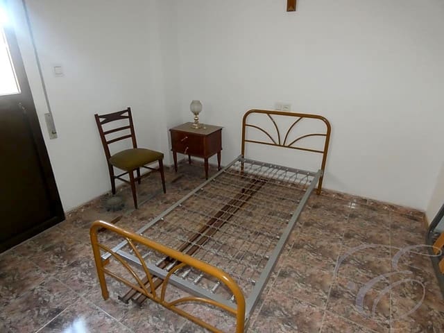 5 chambre Villa/Maison à vendre à Periana avec garage - 130 000 € (Ref: 4860285)