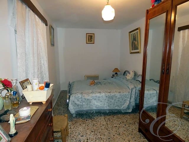 4 soveværelse Villa til salg i Archez - € 79.950 (Ref: 4995204)