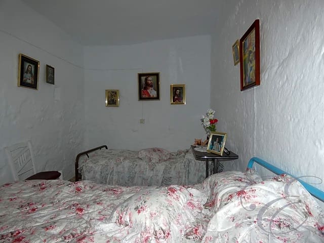 4 soveværelse Villa til salg i Archez - € 79.950 (Ref: 4995204)