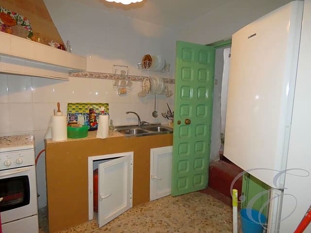 4 soveværelse Villa til salg i Archez - € 79.950 (Ref: 4995204)