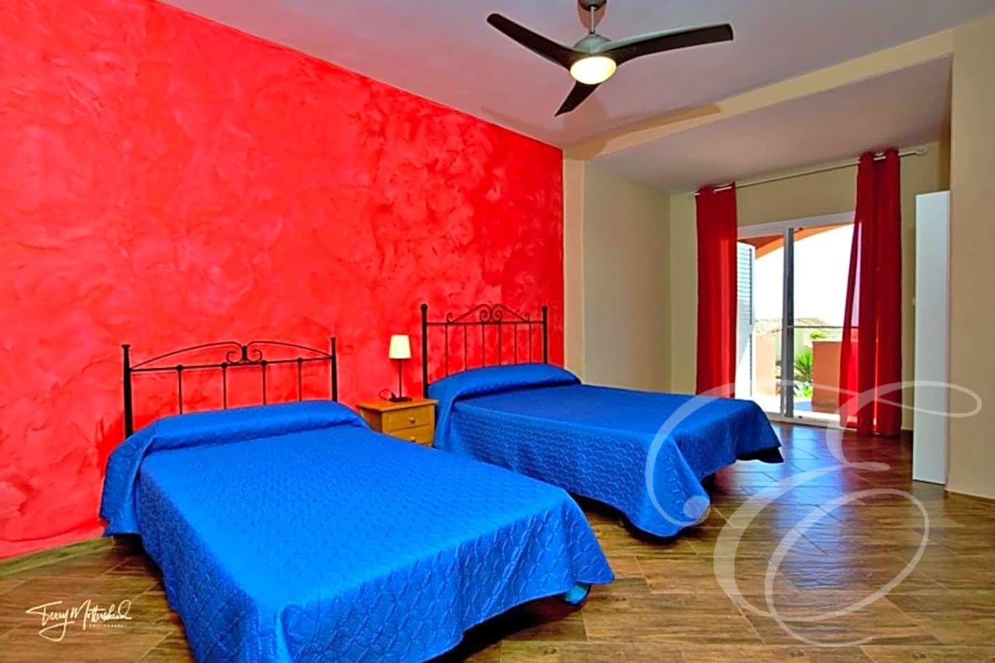 5 soveværelse Villa til salg i Salobrena med swimmingpool - € 695.000 (Ref: 5414232)