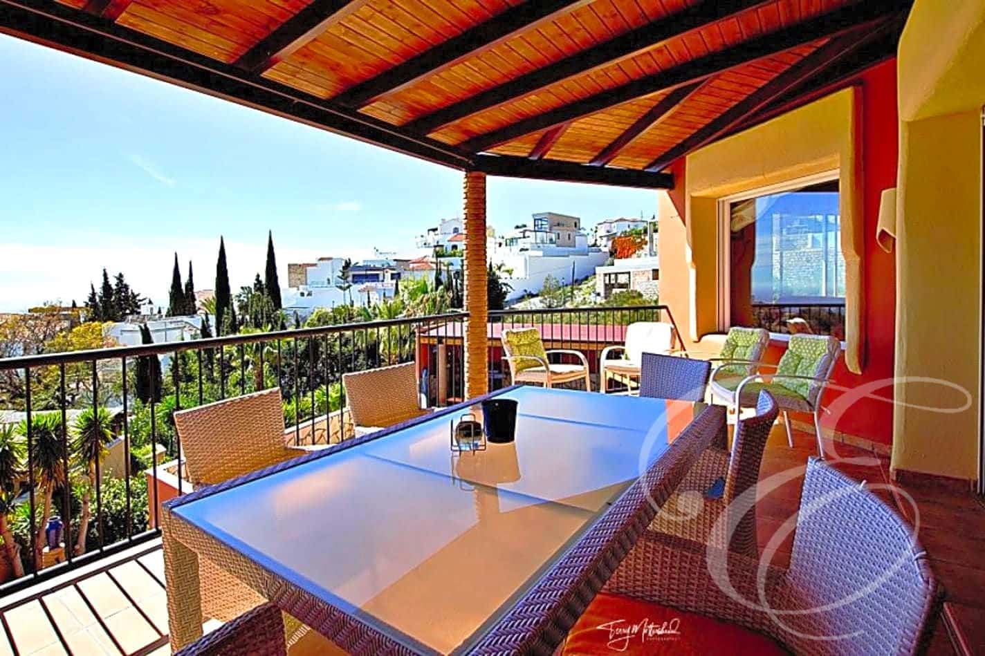 5 soveværelse Villa til salg i Salobrena med swimmingpool - € 695.000 (Ref: 5414232)