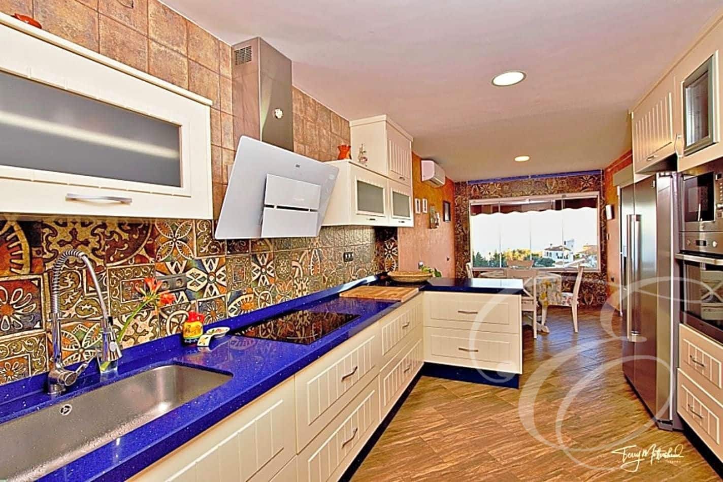 5 soveværelse Villa til salg i Salobrena med swimmingpool - € 695.000 (Ref: 5414232)