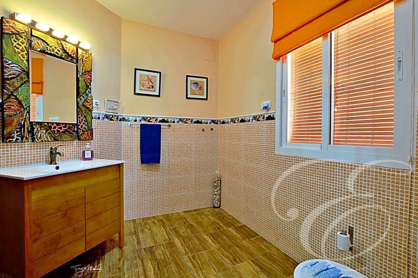 5 soveværelse Villa til salg i Salobrena med swimmingpool - € 695.000 (Ref: 5414232)