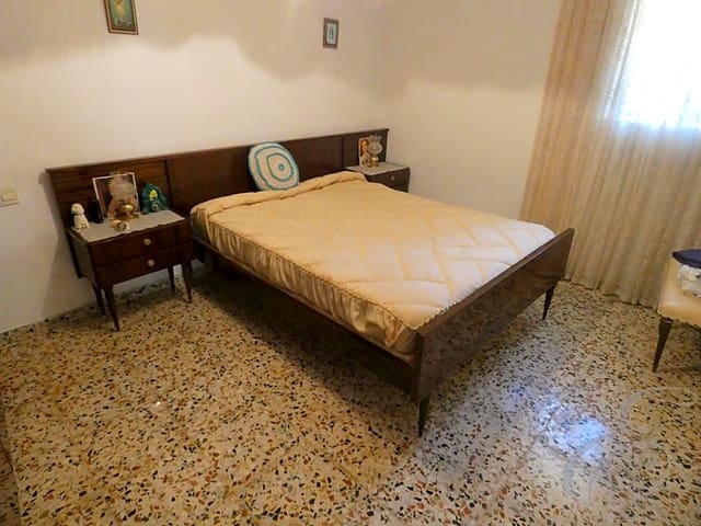 5 chambre Finca/Maison de Campagne à vendre à Comares - 175 000 € (Ref: 5414243)