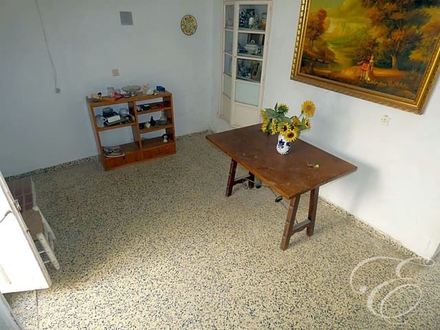 6 Zimmer Villa zu verkaufen in Vélez-Málaga - 136.000 € (Ref: 5723870)