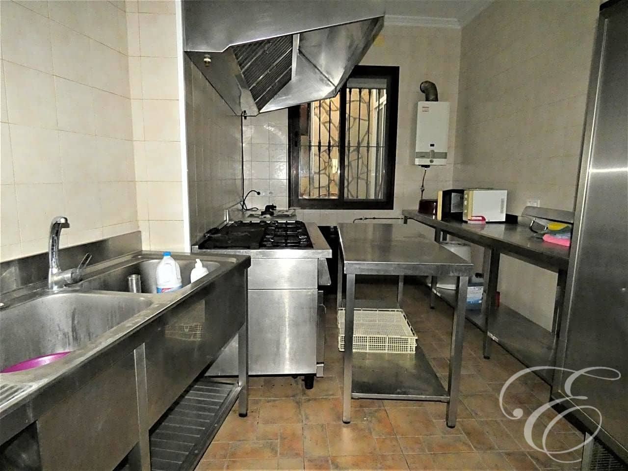 4 bedroom Finca/Country House for sale in Alfarnatejo - € 399,950 (Ref: 6114362)
