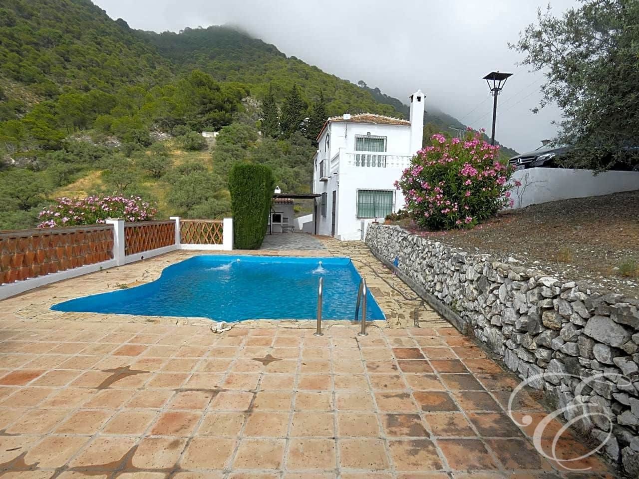 2 bedroom Villa for sale in Frigiliana with pool - € 499,000 (Ref: 6126927)