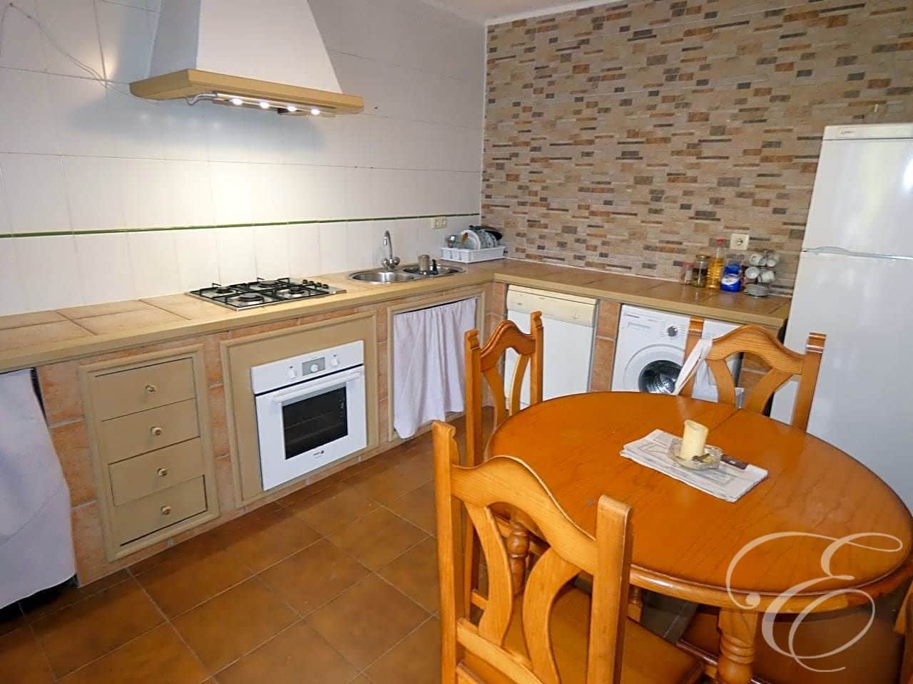 2 bedroom Villa for sale in Frigiliana with pool - € 499,000 (Ref: 6126927)