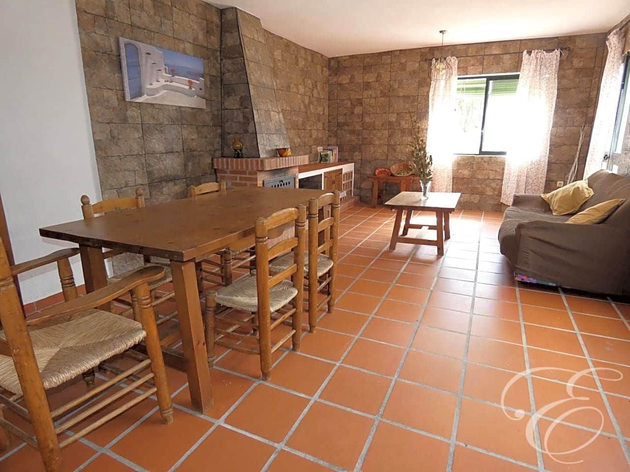 2 bedroom Villa for sale in Frigiliana with pool - € 499,000 (Ref: 6126927)