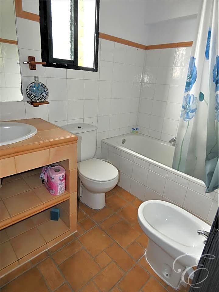 2 bedroom Villa for sale in Frigiliana with pool - € 499,000 (Ref: 6126927)