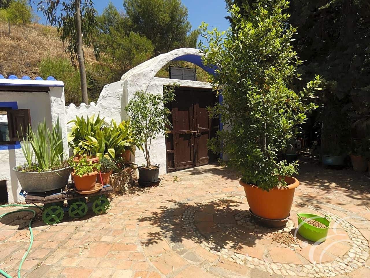 4 soveværelse Finca/Landehus til salg i Casabermeja - € 499.000 (Ref: 6152022)