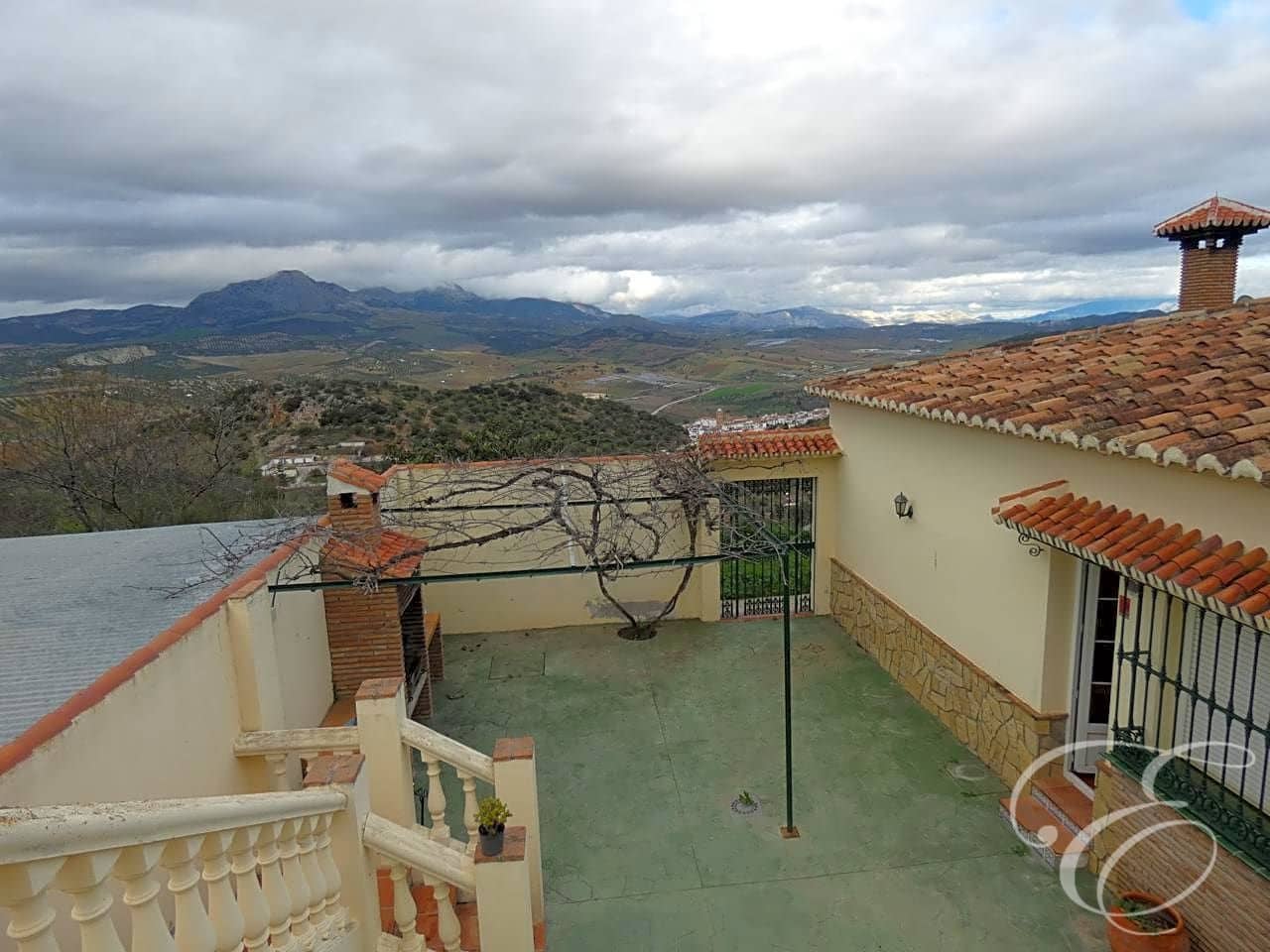 3 soveværelse Finca/Landehus til salg i Casabermeja med swimmingpool garage - € 499.000 (Ref: 6152029)