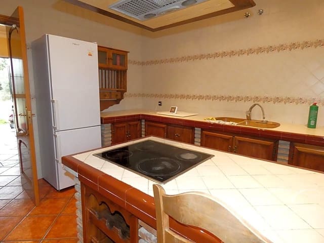 3 chambre Finca/Maison de Campagne à vendre à Casabermeja avec piscine garage - 499 000 € (Ref: 6152029)