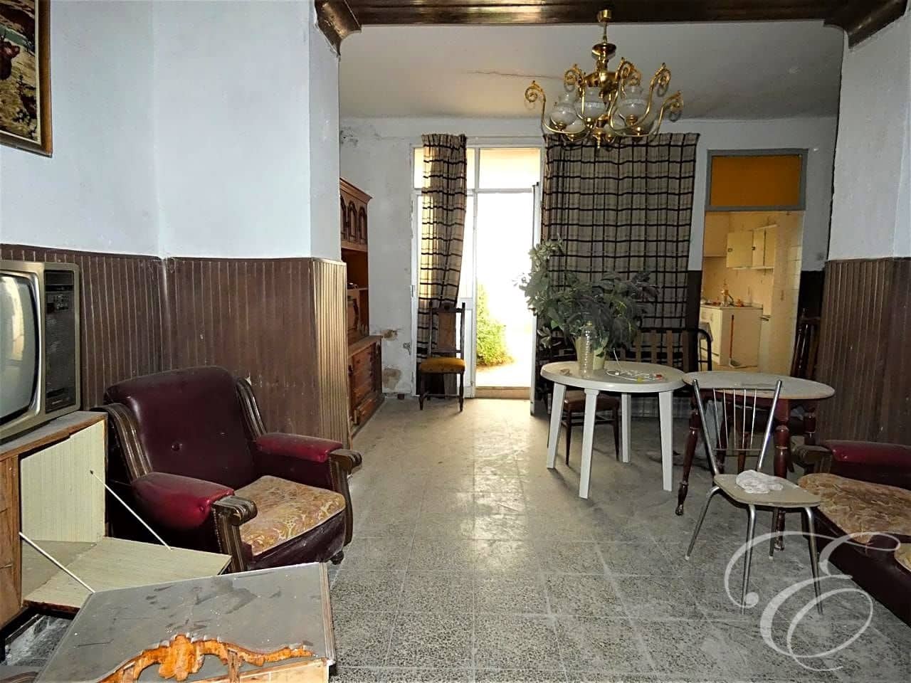 4 slaapkamer Villa te koop in Velez-Malaga - € 165.000 (Ref: 6152042)