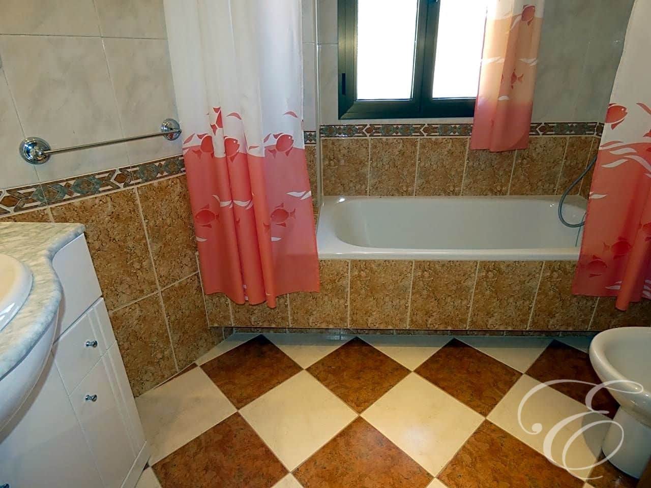 7 soveværelse Villa til salg i Casabermeja med swimmingpool garage - € 625.000 (Ref: 6152043)