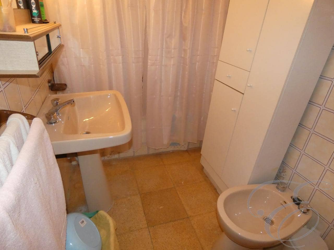 4 bedroom Villa for sale in Canillas de Aceituno - € 105,000 (Ref: 6152056)