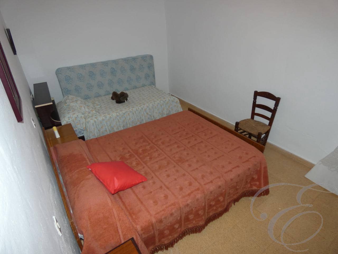 4 bedroom Villa for sale in Canillas de Aceituno - € 105,000 (Ref: 6152056)