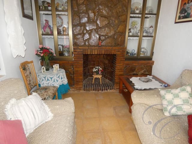 4 soverom Villa til salgs i Canillas de Aceituno - € 105 000 (Ref: 6152056)