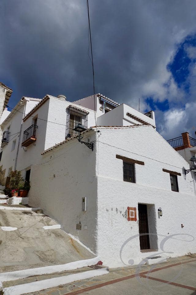 2 Zimmer Villa zu verkaufen in Sedella - 240.000 € (Ref: 6152059)
