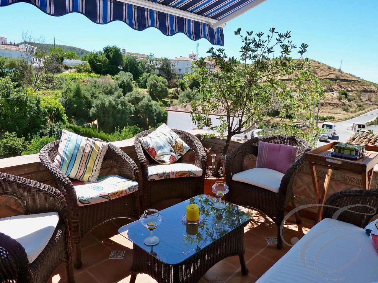 2 Zimmer Villa zu verkaufen in Sedella - 240.000 € (Ref: 6152059)