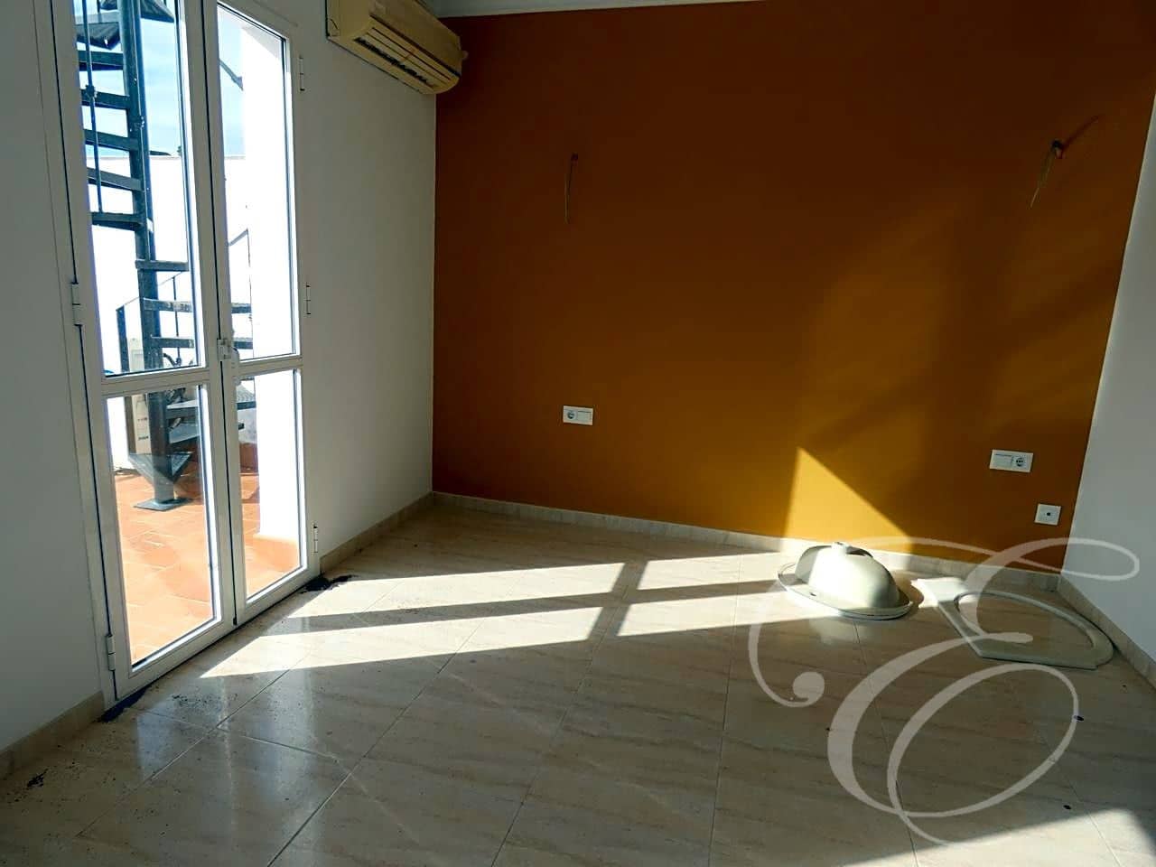 8 slaapkamer Villa te koop in Algarrobo - € 404.000 (Ref: 6152079)