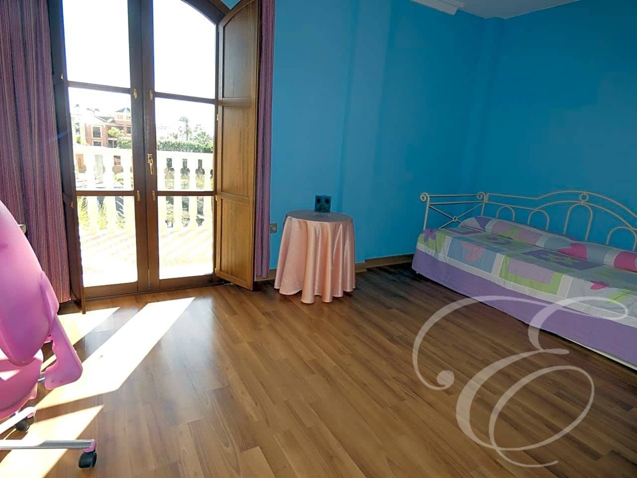 4 soverom Villa til salgs i Motril med svømmebasseng garasje - € 680 000 (Ref: 6152087)