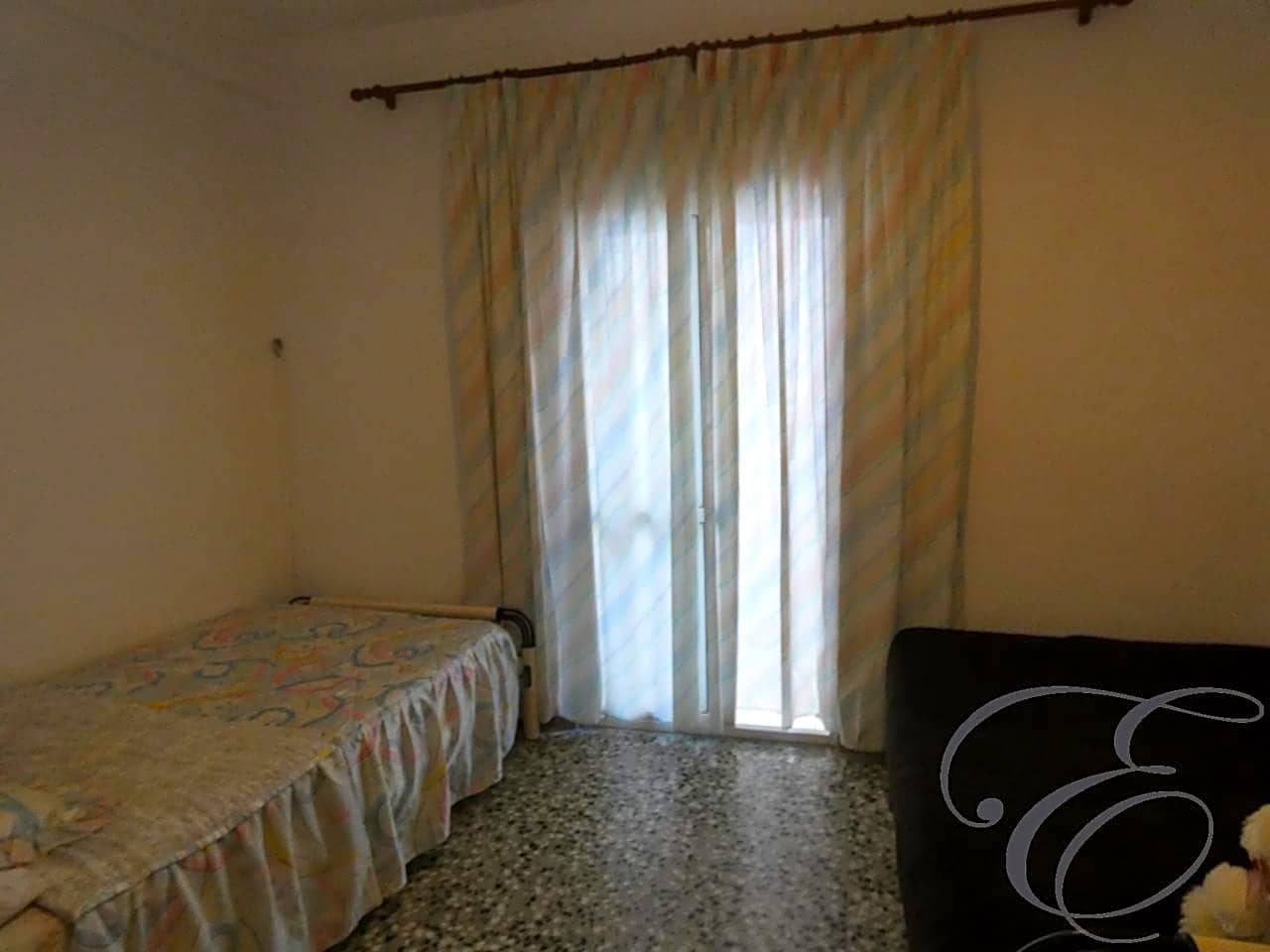 6 soveværelse Villa til salg i Algarrobo - € 179.900 (Ref: 6152090)