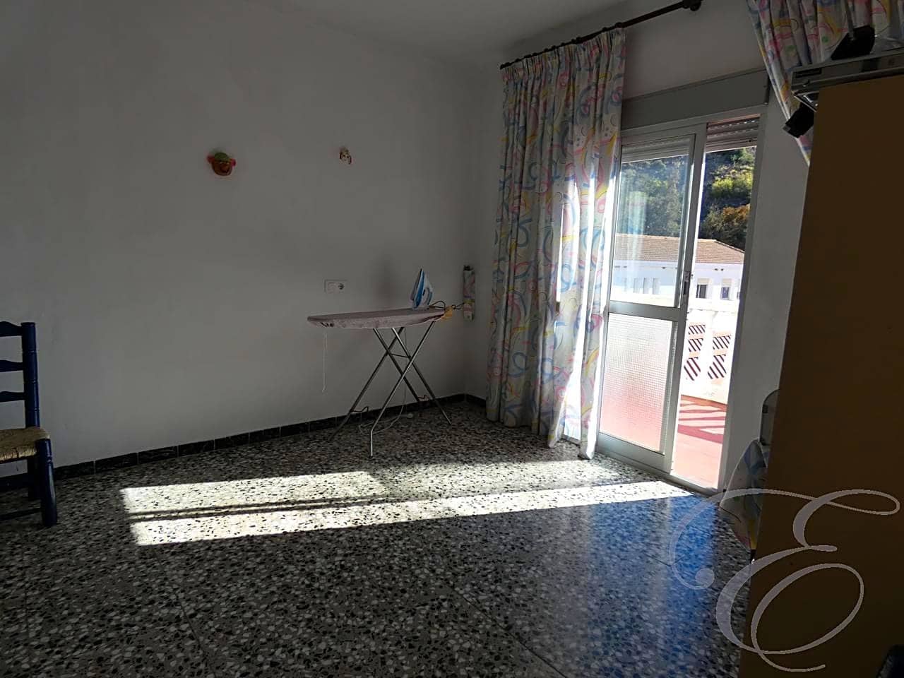 6 soveværelse Villa til salg i Algarrobo - € 179.900 (Ref: 6152090)