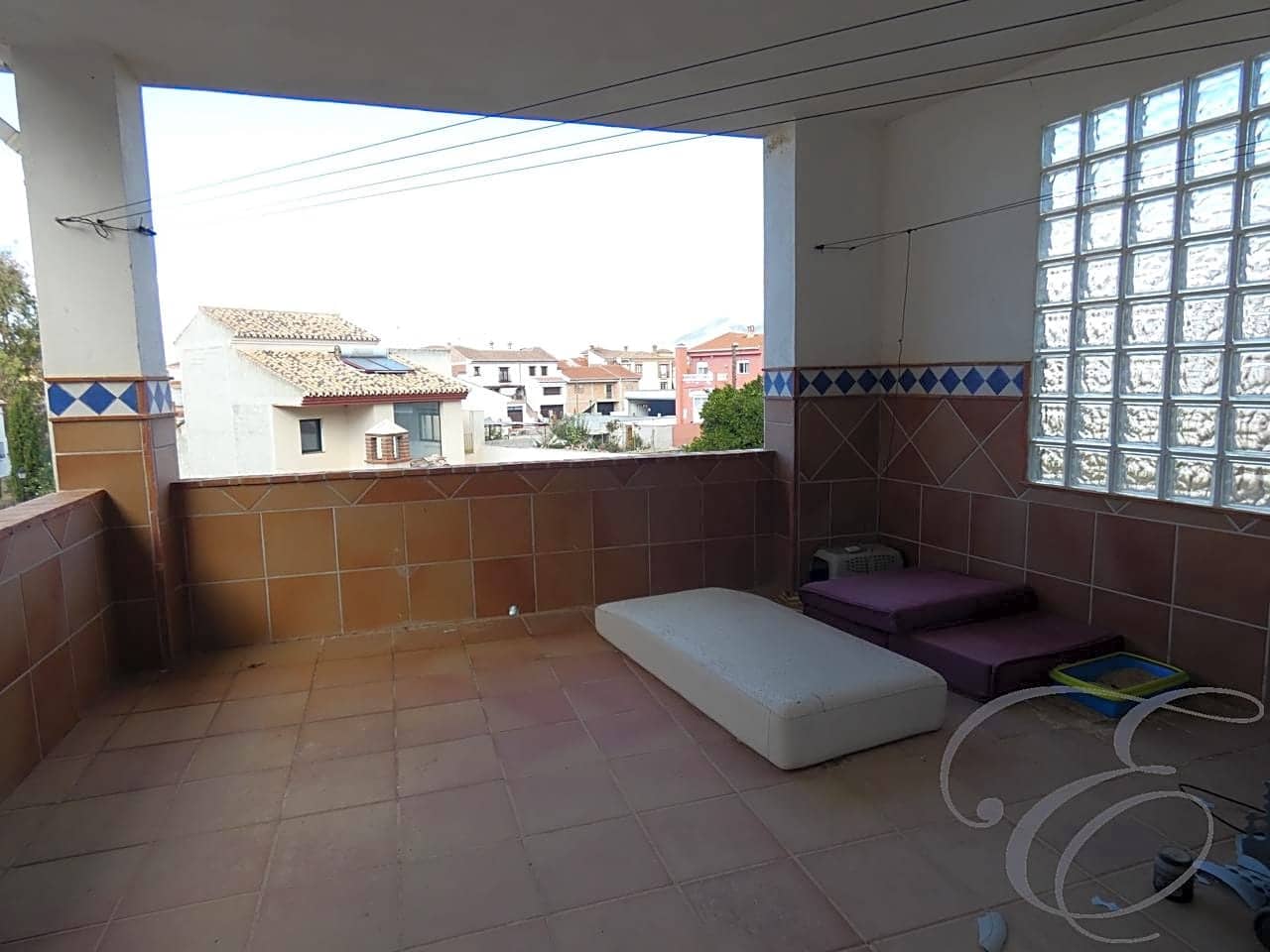 4 soveværelse Villa til salg i Lecrin med garage - € 176.000 (Ref: 6152091)